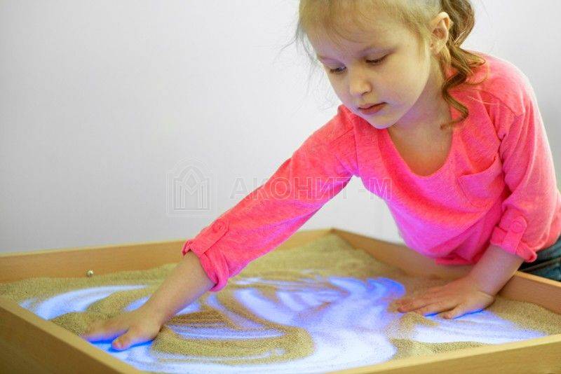 Световой стол из сосны для рисования песком